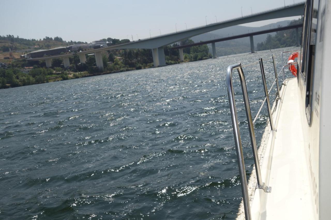 Hotel Douro Houseboats à Marco de Canavezes Extérieur photo